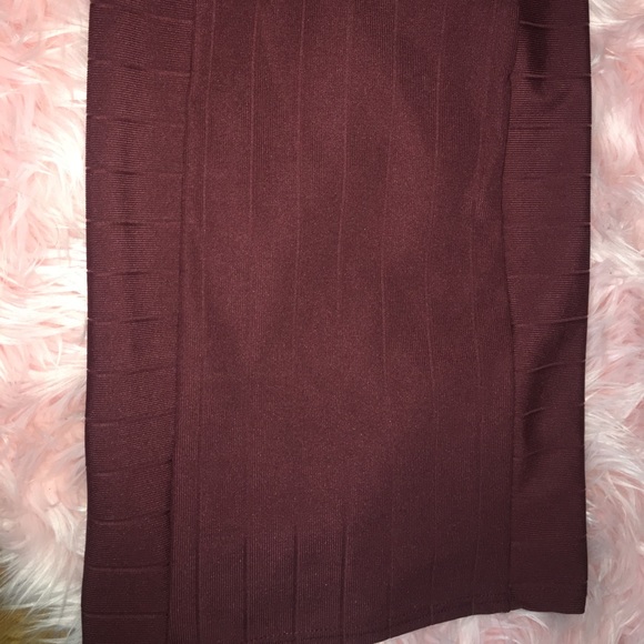 🔻Z A R A Burgundy midi skirt 🔻 - Picture 5 of 6